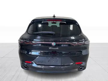 2024 Alfa Romeo Tonale - image 13