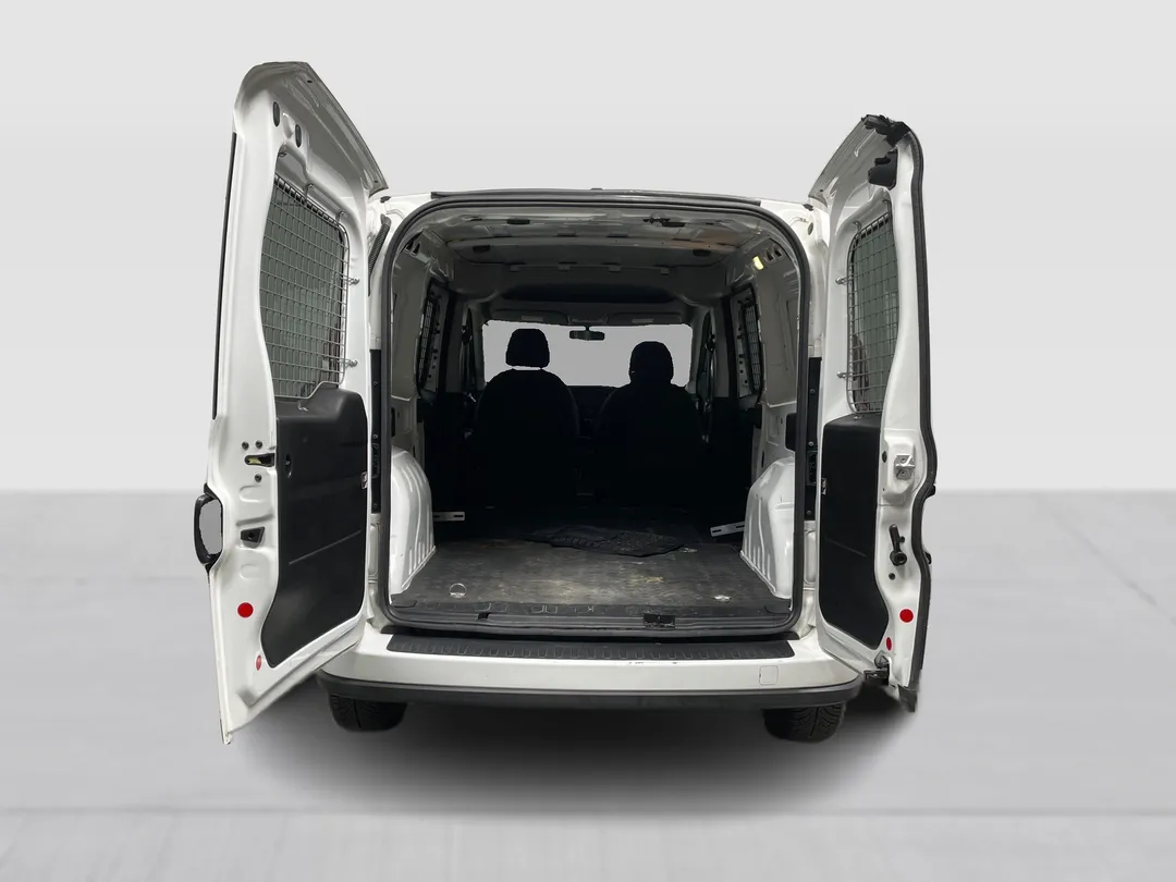 2018 Ram ProMaster City Cargo Van SLT, photo 10