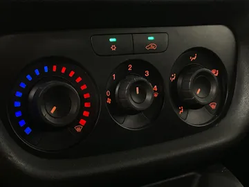 2018 Ram ProMaster City Cargo Van - image 20