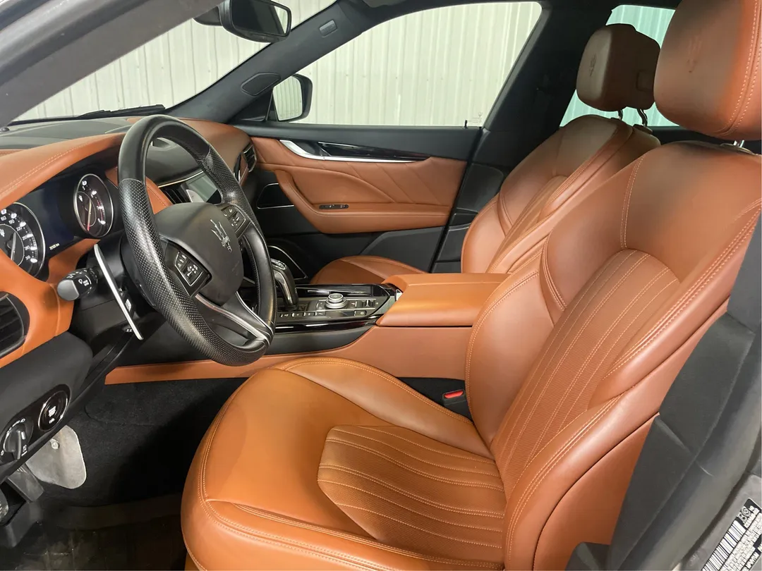 2022 Maserati Levante — photo 3