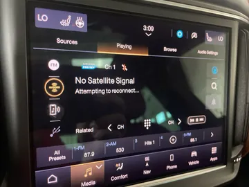 2022 Maserati Levante - image 34