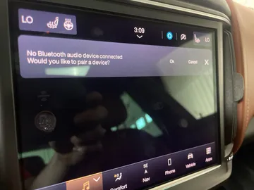 2022 Maserati Levante - image 31