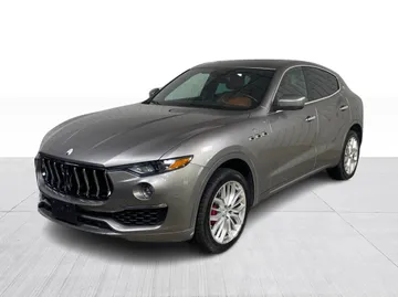 2022 Maserati Levante - image 9