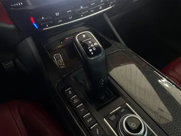 2021 Maserati Levante - image 34