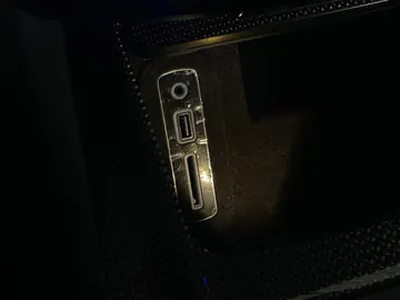 2021 Maserati Levante - image 33