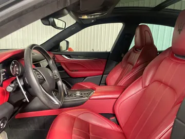 2021 Maserati Levante - image 3