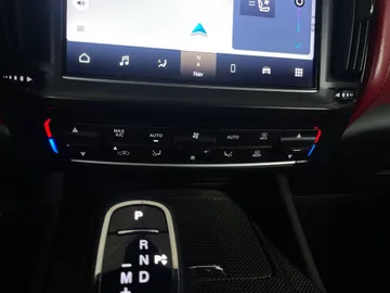 2021 Maserati Levante - image 27