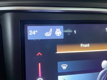 2022 Maserati Levante - image 29