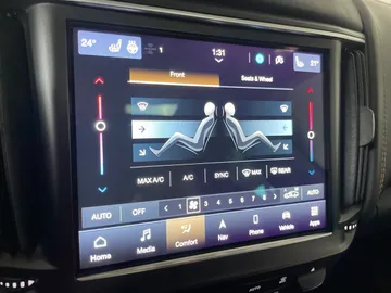 2022 Maserati Levante - image 26