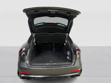 2022 Maserati Levante - image 13