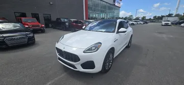 2023 Maserati Grecale - image 3